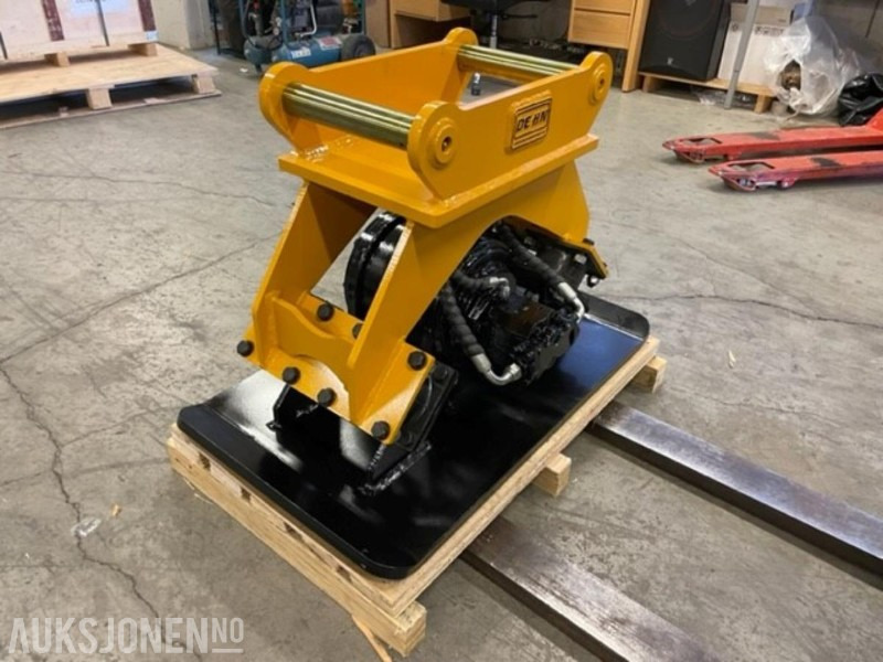 NY HENIMA VIBROPLATE TIL 4-9 TONNS GRAVEMASKIN S50 FESTE M/GARANTI - Rodillo: foto 1 NY HENIMA VIBROPLATE TIL 4-9 TONNS GRAVEMASKIN S50 FESTE M/GARANTI - Rodillo: foto 1