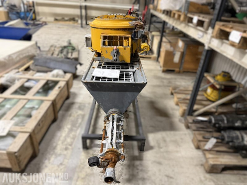 Putzmeister skruepumpe / mørtelpumpe / Sprøytemaskin - Equipo de construcción: foto 1 Putzmeister skruepumpe / mørtelpumpe / Sprøytemaskin - Equipo de construcción: foto 1