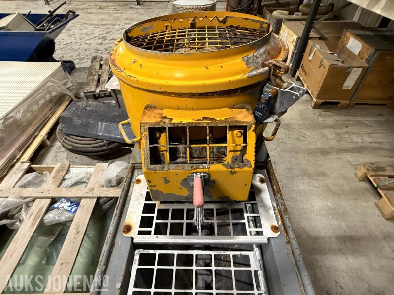 Putzmeister skruepumpe / mørtelpumpe / Sprøytemaskin - Equipo de construcción: foto 2 Putzmeister skruepumpe / mørtelpumpe / Sprøytemaskin - Equipo de construcción: foto 2