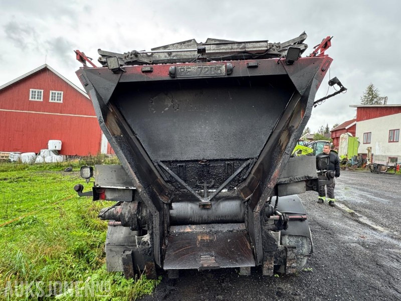 1997 R-R-Trailer asfaltsemi med transportbånd - Remolque: foto 4 1997 R-R-Trailer asfaltsemi med transportbånd - Remolque: foto 4