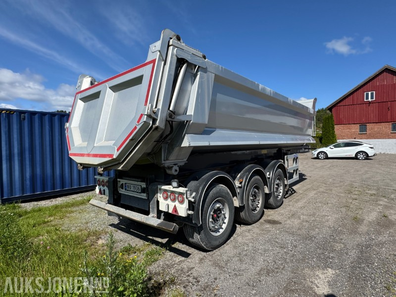 2022 SKIBICKI Tippsemi | Hardox | Flyttbar kingpin | Løft og sving | Fjernstyrt - Remolque: foto 2 2022 SKIBICKI Tippsemi | Hardox | Flyttbar kingpin | Løft og sving | Fjernstyrt - Remolque: foto 2