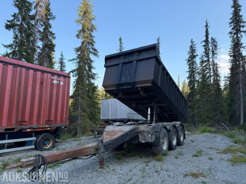 Sørling tipphenger / 3 akslet - Remolque: foto 1 Sørling tipphenger / 3 akslet - Remolque: foto 1