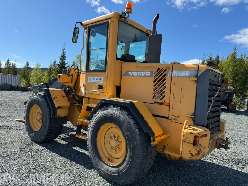 VOLVO L50D Hjullaster m/ pallegaffel og ny skuff - Cargadora de ruedas: foto 4 VOLVO L50D Hjullaster m/ pallegaffel og ny skuff - Cargadora de ruedas: foto 4