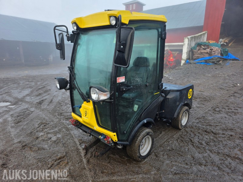 2010 Kärcher MC50 multimaskin - Vehículo municipal: foto 2 2010 Kärcher MC50 multimaskin - Vehículo municipal: foto 2