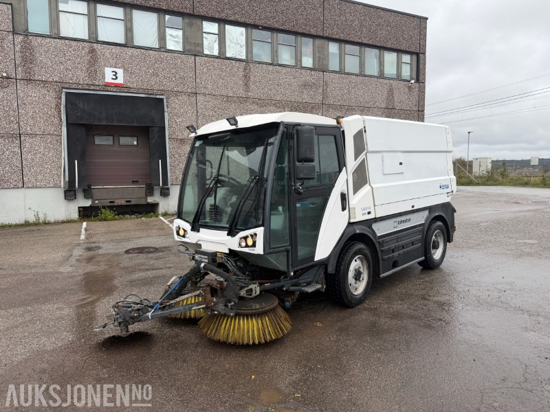 2017 JOHNSTON C401 Kompaktfeiemaskin 5,6 m3 - Vehículo municipal: foto 1 2017 JOHNSTON C401 Kompaktfeiemaskin 5,6 m3 - Vehículo municipal: foto 1