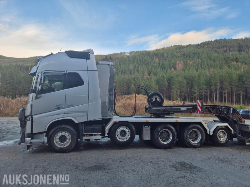 2017 Volvo FH 16 / 750, 8x4+2 Tungtrekker med 2019 Vang 3+1 akslet brønnhenger - Vehículo municipal: foto 2 2017 Volvo FH 16 / 750, 8x4+2 Tungtrekker med 2019 Vang 3+1 akslet brønnhenger - Vehículo municipal: foto 2