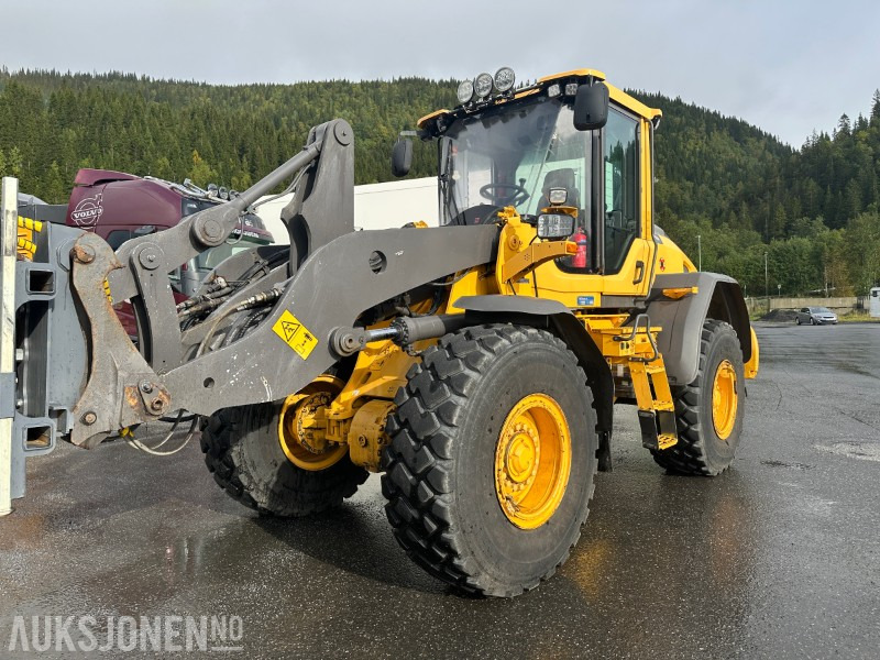 Volvo L90H HJULLASTER MED MYE UTSTYR - 7247 TIMER - Cargadora de ruedas: foto 2 Volvo L90H HJULLASTER MED MYE UTSTYR - 7247 TIMER - Cargadora de ruedas: foto 2