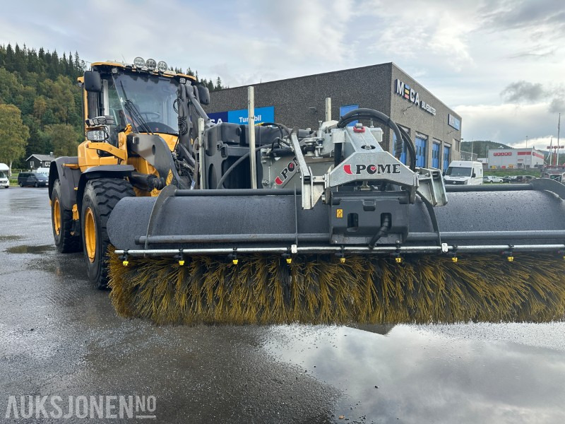 Volvo L90H HJULLASTER MED MYE UTSTYR - 7247 TIMER - Cargadora de ruedas: foto 4 Volvo L90H HJULLASTER MED MYE UTSTYR - 7247 TIMER - Cargadora de ruedas: foto 4