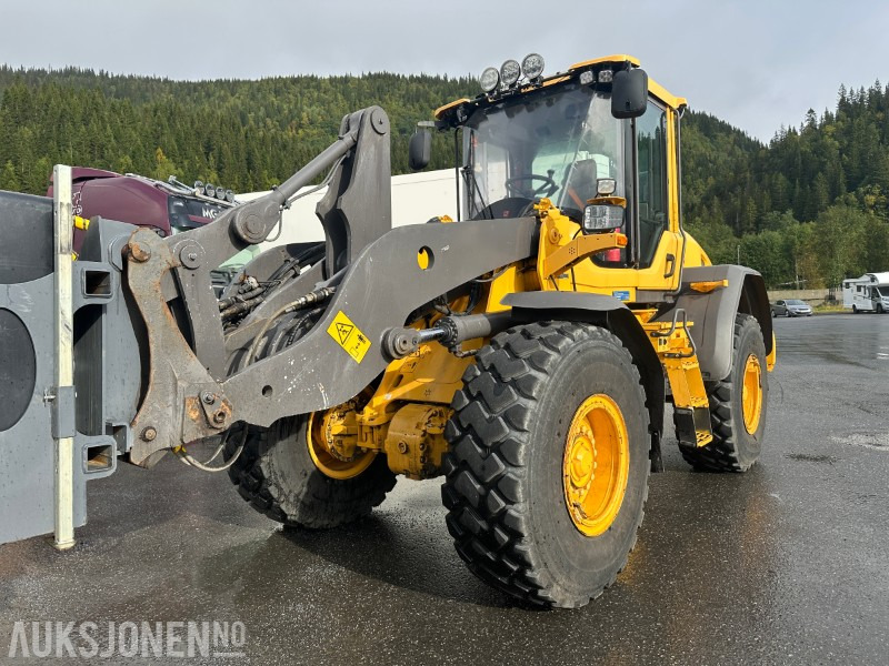 Volvo L90H HJULLASTER MED MYE UTSTYR - 7247 TIMER - Cargadora de ruedas: foto 1 Volvo L90H HJULLASTER MED MYE UTSTYR - 7247 TIMER - Cargadora de ruedas: foto 1