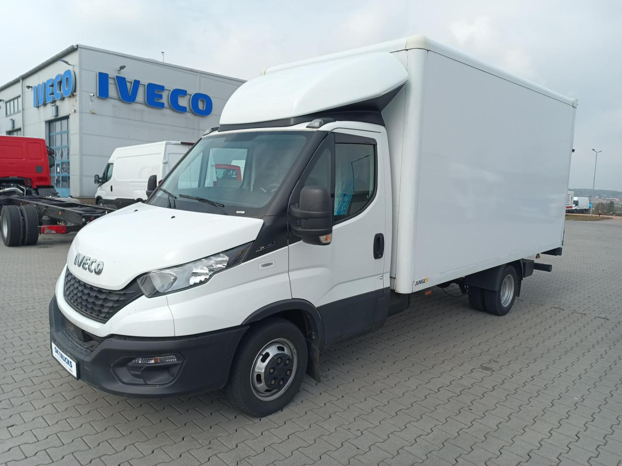 IVECO Daily 35C16H - Furgoneta caja cerrada: foto 1 IVECO Daily 35C16H - Furgoneta caja cerrada: foto 1