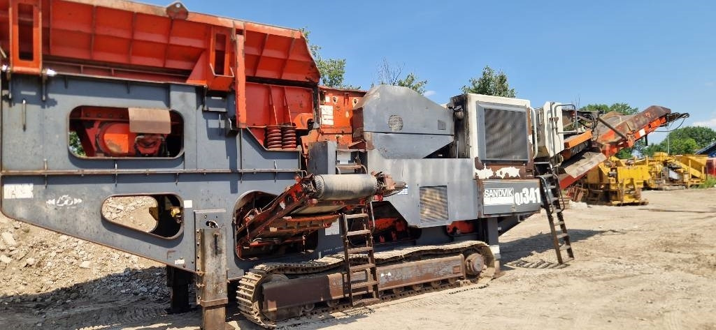 Sandvik QJ 341 - Trituradora móvil: foto 2 Sandvik QJ 341 - Trituradora móvil: foto 2