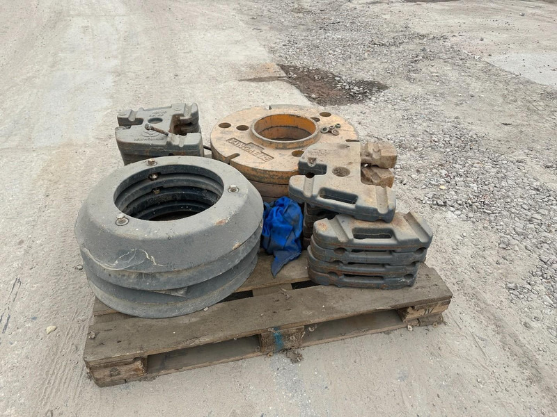Fiat Gewichten Front weights / Wheel weights - Tractor: foto 3 Fiat Gewichten Front weights / Wheel weights - Tractor: foto 3