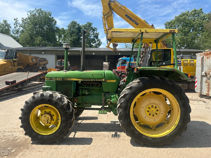 John Deere 1640 4x4 - Tractor zancudo: foto 3 John Deere 1640 4x4 - Tractor zancudo: foto 3