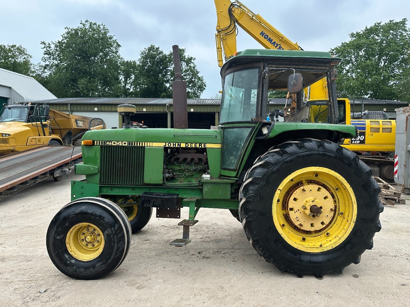 John Deere 4040 - Tractor: foto 3 John Deere 4040 - Tractor: foto 3