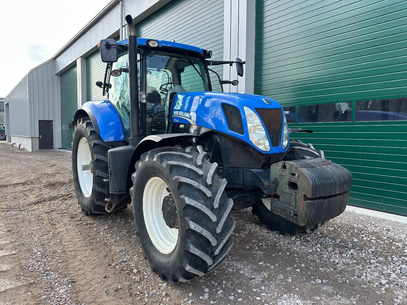 New Holland T7.250 Power Command - Tractor: foto 2 New Holland T7.250 Power Command - Tractor: foto 2