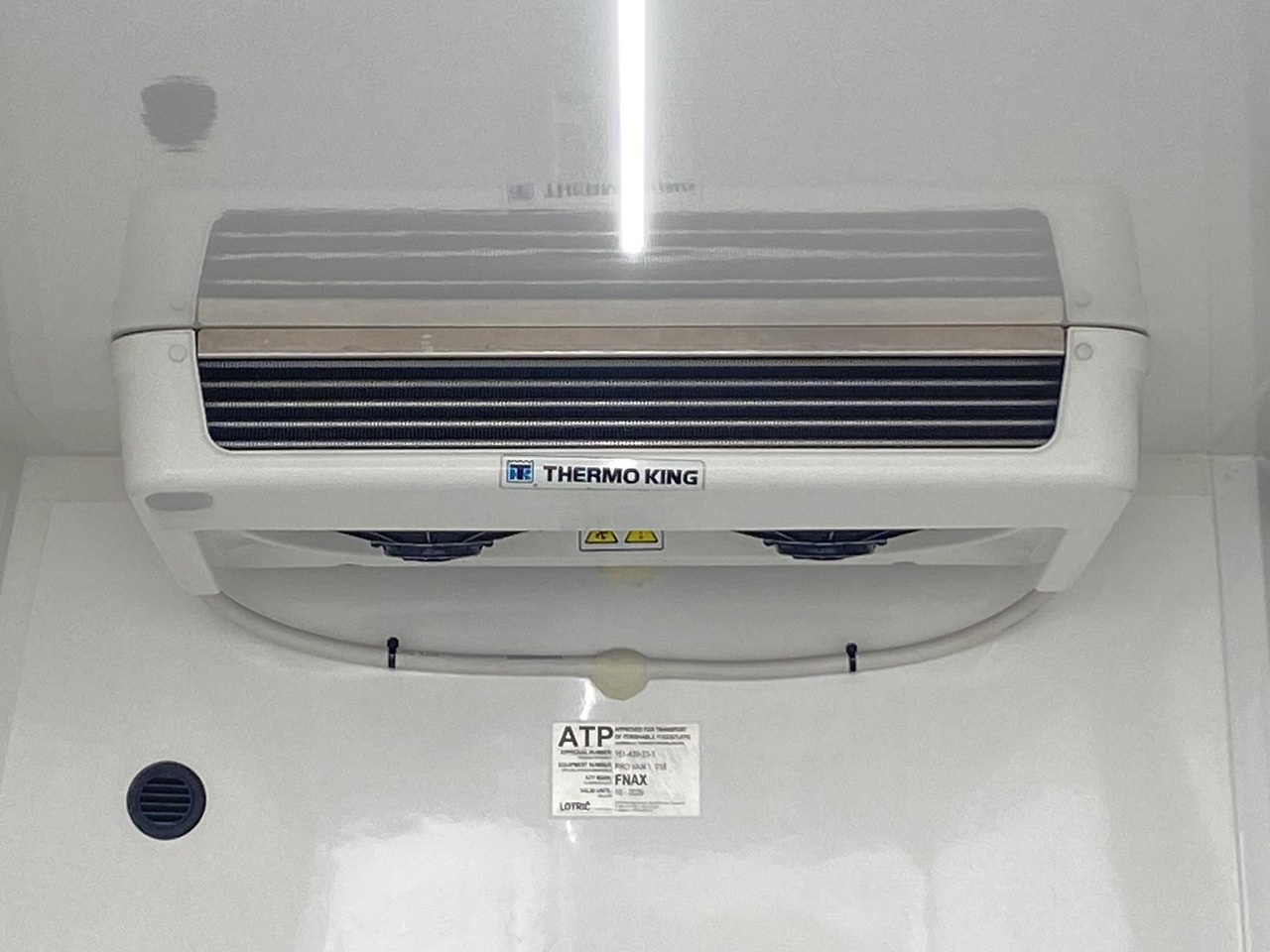 Leasing de MERCEDES-BENZ SPRINTER 317 CDI L4H3 170PS AUTOMATIK FRISCHDIENST + KONVEKTA FK 3022 12-220V MERCEDES-BENZ SPRINTER 317 CDI L4H3 170PS AUTOMATIK FRISCHDIENST + KONVEKTA FK 3022 12-220V: foto 23 Leasing de MERCEDES-BENZ SPRINTER 317 CDI L4H3 170PS AUTOMATIK FRISCHDIENST + KONVEKTA FK 3022 12-220V MERCEDES-BENZ SPRINTER 317 CDI L4H3 170PS AUTOMATIK FRISCHDIENST + KONVEKTA FK 3022 12-220V: foto 23