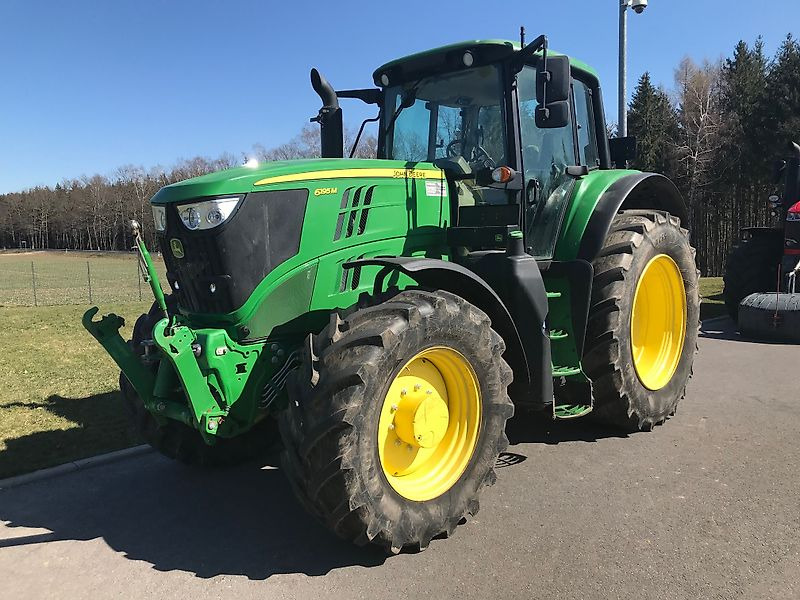 John Deere 6195 M - Tractor: foto 3 John Deere 6195 M - Tractor: foto 3