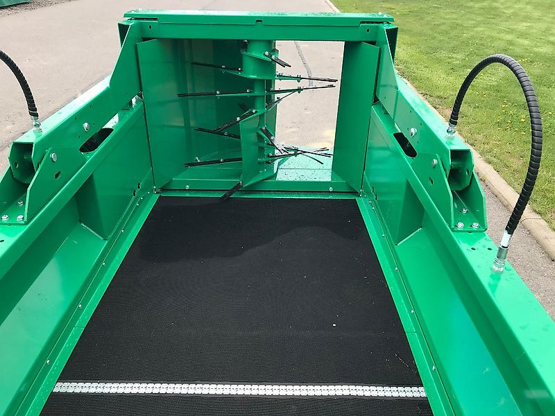 Spread-a-Bale MINI ST 100 - Empajadora: foto 4 Spread-a-Bale MINI ST 100 - Empajadora: foto 4