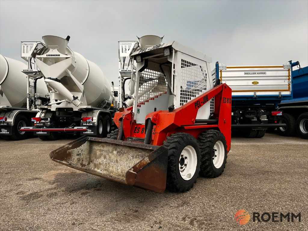 Pel-Job ES 615 Kompaktlader - Miniexcavadora: foto 1 Pel-Job ES 615 Kompaktlader - Miniexcavadora: foto 1