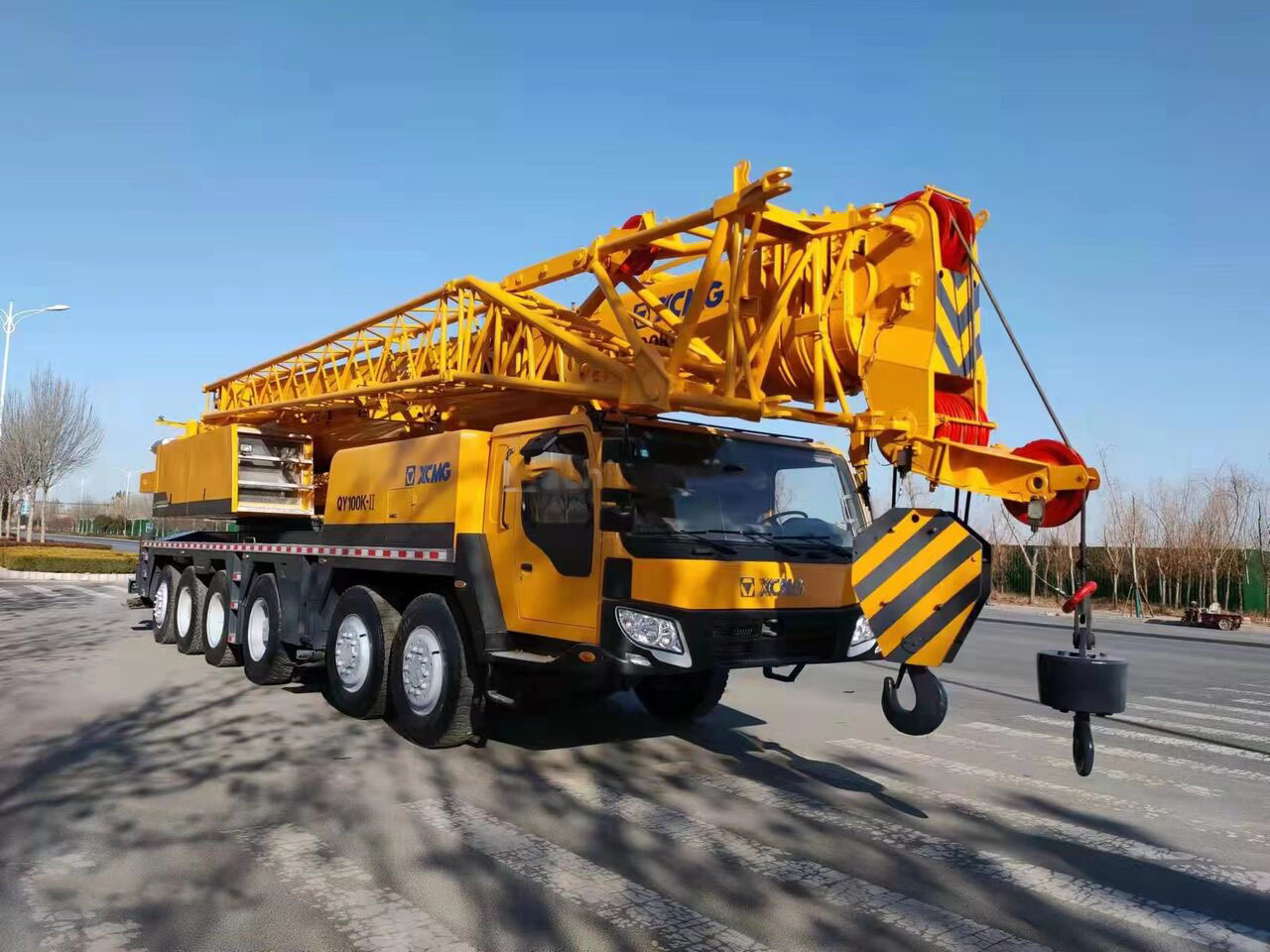 XCMG Truck Crane XCMG QY100K QY100K-II Telescopic Boom 100 Ton in Hight Quality grúa for Sale - Autogrúa: foto 1 XCMG Truck Crane XCMG QY100K QY100K-II Telescopic Boom 100 Ton in Hight Quality grúa for Sale - Autogrúa: foto 1