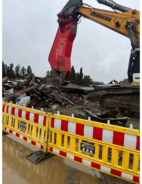 Excavadora de cadenas Liebherr R970 SDH: foto 13