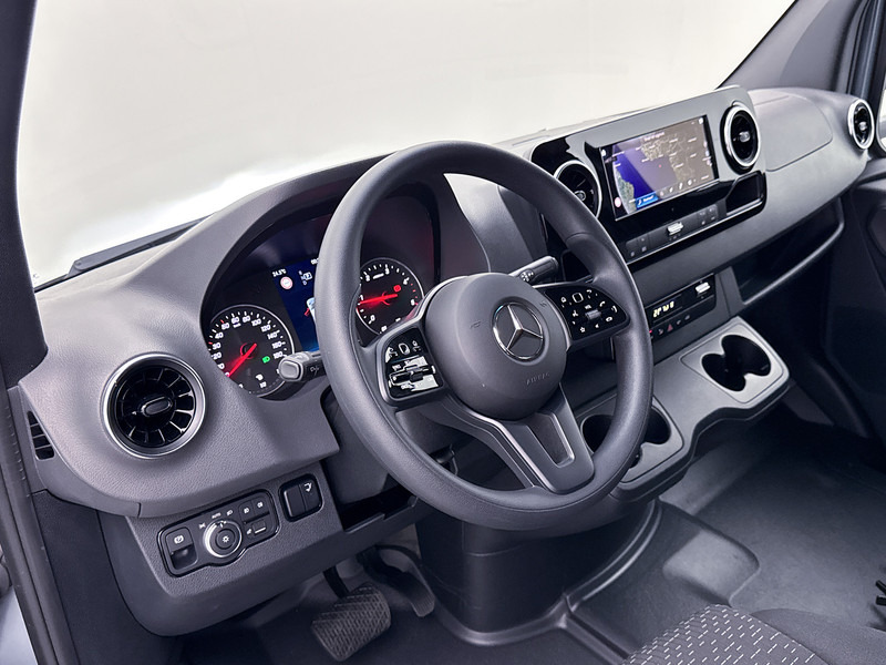 Mercedes-Benz Sprinter 317 Bakwagen D'Hollandia Laadklep 1000KG 10.25 MBUX Led Koplampen 9G Automaat - Furgoneta caja cerrada: foto 4 Mercedes-Benz Sprinter 317 Bakwagen D'Hollandia Laadklep 1000KG 10.25 MBUX Led Koplampen 9G Automaat - Furgoneta caja cerrada: foto 4