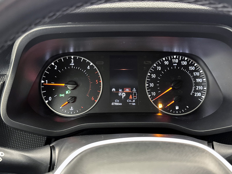 Renault Trafic 2.0 dCi 170 T27 DC L2H1 Luxe Dubbele cabine Led Trekhaak 2500KG Cruise control - Furgón, Furgoneta combi: foto 5 Renault Trafic 2.0 dCi 170 T27 DC L2H1 Luxe Dubbele cabine Led Trekhaak 2500KG Cruise control - Furgón, Furgoneta combi: foto 5