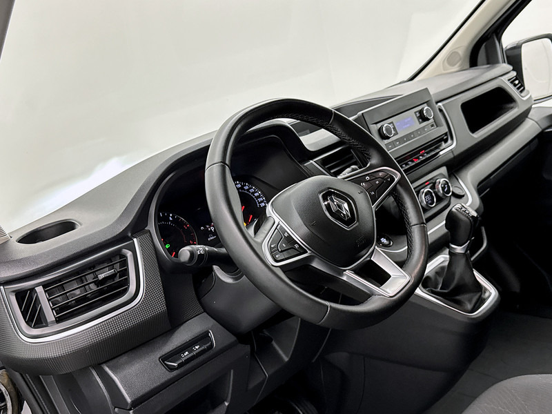 Renault Trafic 2.0 dCi 170 T27 DC L2H1 Luxe Dubbele cabine Led Trekhaak 2500KG Cruise control - Furgón, Furgoneta combi: foto 4 Renault Trafic 2.0 dCi 170 T27 DC L2H1 Luxe Dubbele cabine Led Trekhaak 2500KG Cruise control - Furgón, Furgoneta combi: foto 4
