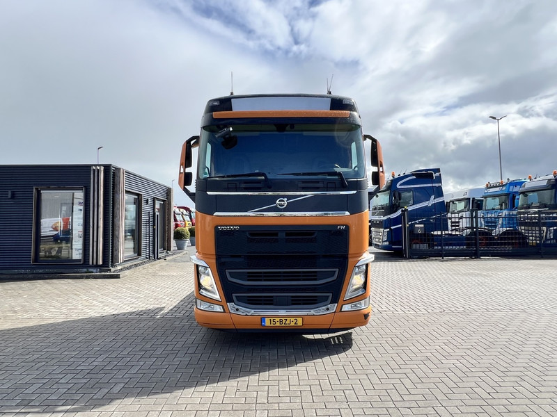 Volvo FH 420 4x2 Trekker Globetrotter / Chassis : KB - Cabeza tractora: foto 2 Volvo FH 420 4x2 Trekker Globetrotter / Chassis : KB - Cabeza tractora: foto 2