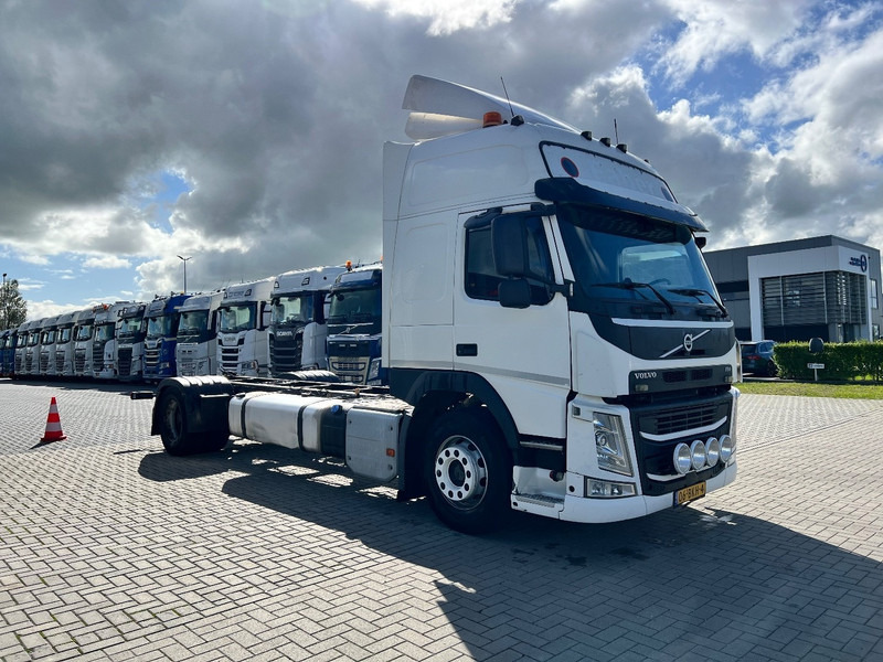 Volvo FM 410 4x2 Chassis Cabine Globetrotter XL - Camión chasis: foto 3 Volvo FM 410 4x2 Chassis Cabine Globetrotter XL - Camión chasis: foto 3