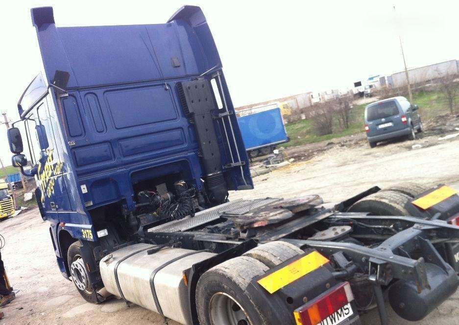 Cabeza tractora DAF Dezmembrari XF 105 EURO 5: foto 7 Cabeza tractora DAF Dezmembrari XF 105 EURO 5: foto 7