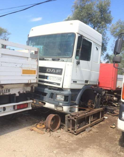 Leasing de DAF XF 95 orice piesa DAF XF 95 orice piesa: foto 6