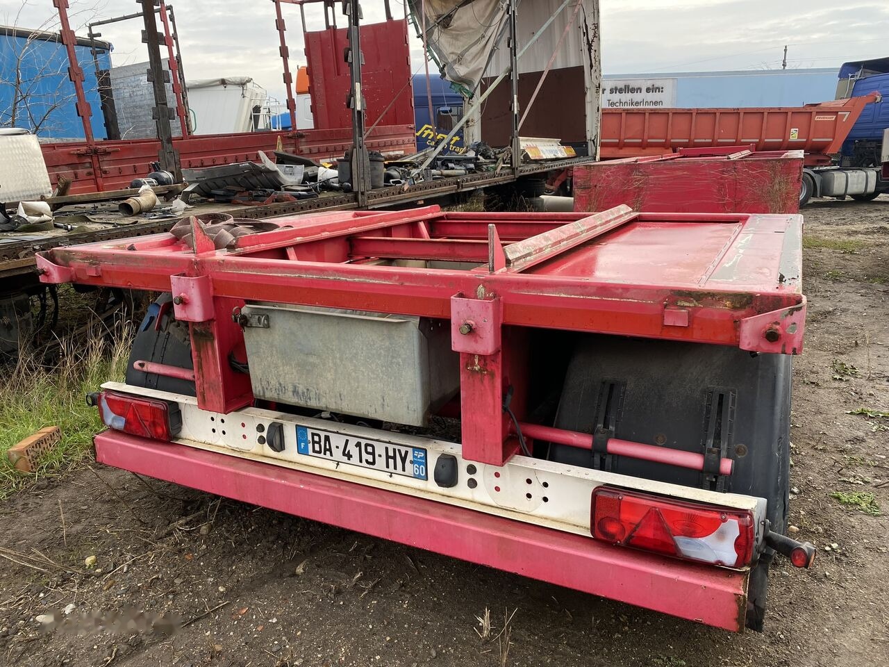 Fliegl Trailer 1 AXE ASCA ---FRANTA - Transport Special - LOWRIDER - Semirremolque góndola rebajadas: foto 2 Fliegl Trailer 1 AXE ASCA ---FRANTA - Transport Special - LOWRIDER - Semirremolque góndola rebajadas: foto 2