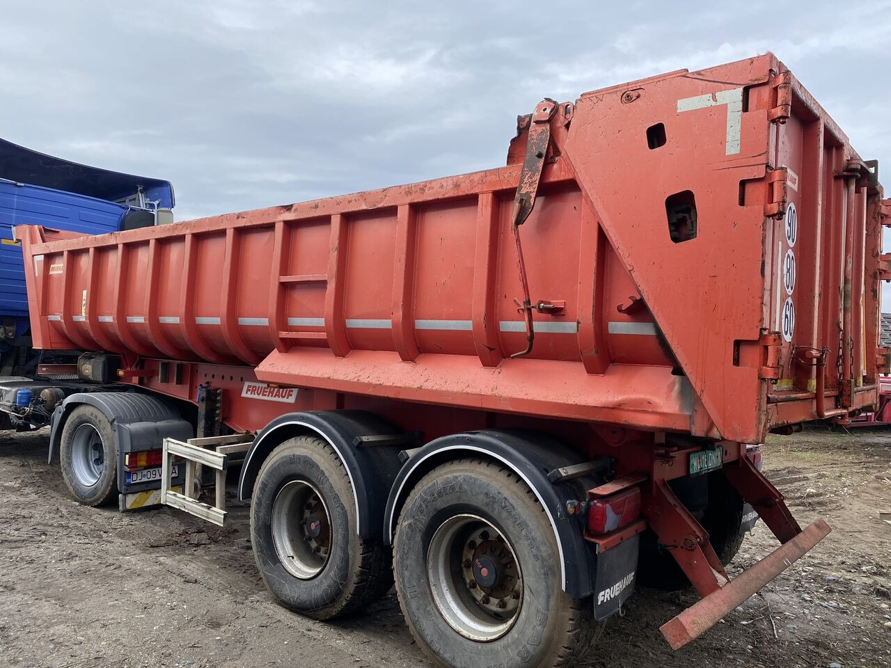 Fruehauf Semiremorca basculabila Aluminiu Agregate PV 6.28 T /// 2 PIECE - Semirremolque volquete: foto 4 Fruehauf Semiremorca basculabila Aluminiu Agregate PV 6.28 T /// 2 PIECE - Semirremolque volquete: foto 4