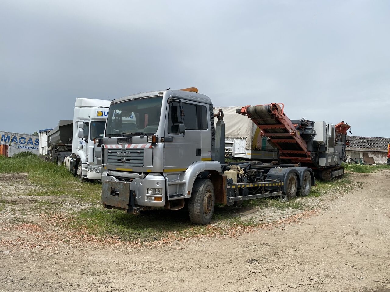 MAN TGA 6x4 Euro 3 AbrollKipper - Camión chasis: foto 2 MAN TGA 6x4 Euro 3 AbrollKipper - Camión chasis: foto 2