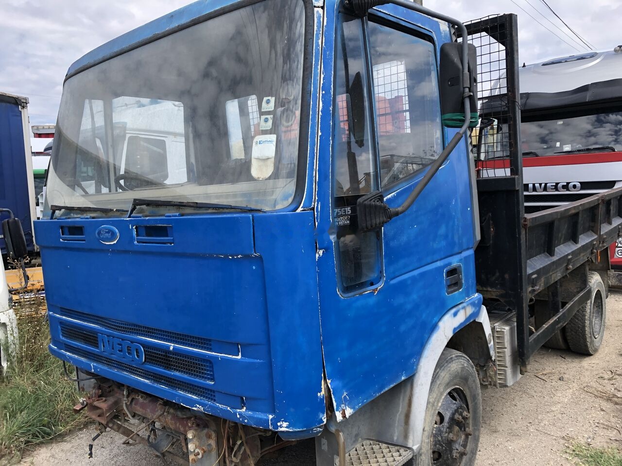 Dezmembrari Iveco EUROCARGO ML 80 90 100 120 140 130e18 120e24 75e18 IVECO EUROCARGO - Piezas de recambio para Camión: foto 4 Dezmembrari Iveco EUROCARGO ML 80 90 100 120 140 130e18 120e24 75e18 IVECO EUROCARGO - Piezas de recambio para Camión: foto 4