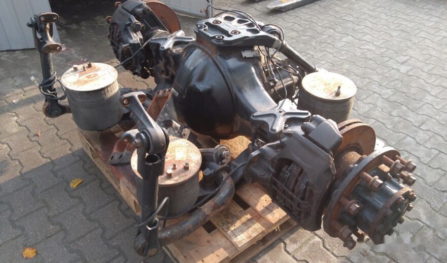 MAN truck - Eje y piezas para Camión: foto 1 MAN truck - Eje y piezas para Camión: foto 1