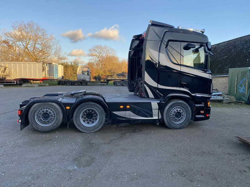 Scania R560 560R super 6x2*4 rearsteering. Hydr. system Air / Air suspension - Cabeza tractora: foto 3 Scania R560 560R super 6x2*4 rearsteering. Hydr. system Air / Air suspension - Cabeza tractora: foto 3