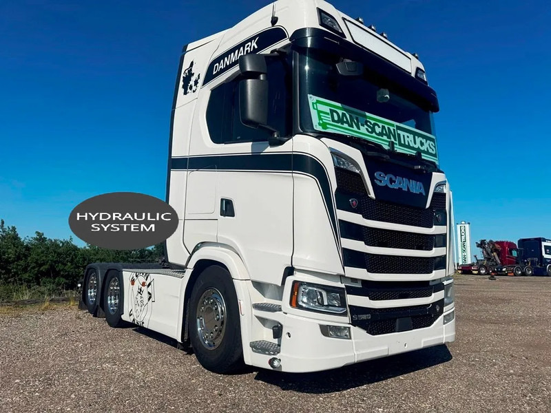 Scania S580 V8 NGS weelbase 3150mm. Air / Air suspension. Opticruise / Retarder. Hydr. system,. - Cabeza tractora: foto 2 Scania S580 V8 NGS weelbase 3150mm. Air / Air suspension. Opticruise / Retarder. Hydr. system,. - Cabeza tractora: foto 2