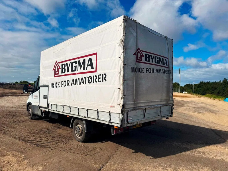 Iveco 35S18 3,0 TDI Aut. Gear. Euro 6. webasto night heater - Furgoneta con caja de lona: foto 5 Iveco 35S18 3,0 TDI Aut. Gear. Euro 6. webasto night heater - Furgoneta con caja de lona: foto 5