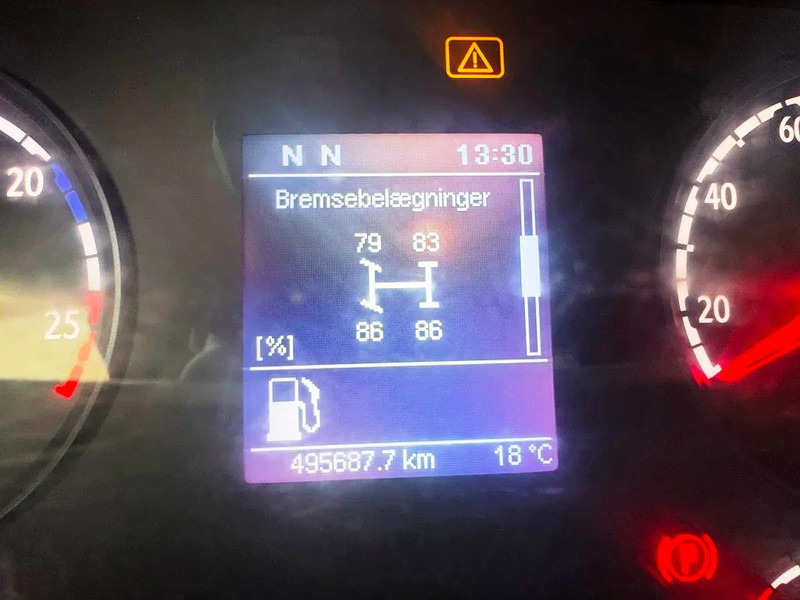 Camión caja cerrada Scania P230 inkl. lift with remote control.: foto 14