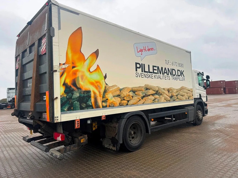 Camión caja cerrada Scania P230 inkl. lift with remote control.: foto 7