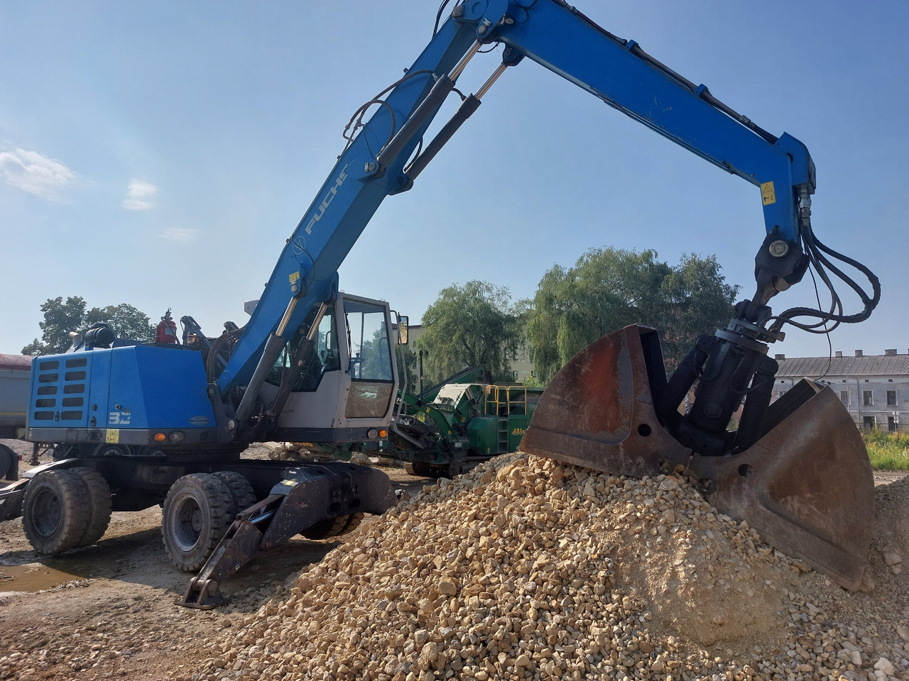 FUCHS MHL320 - Manipulador de materiales: foto 4 FUCHS MHL320 - Manipulador de materiales: foto 4