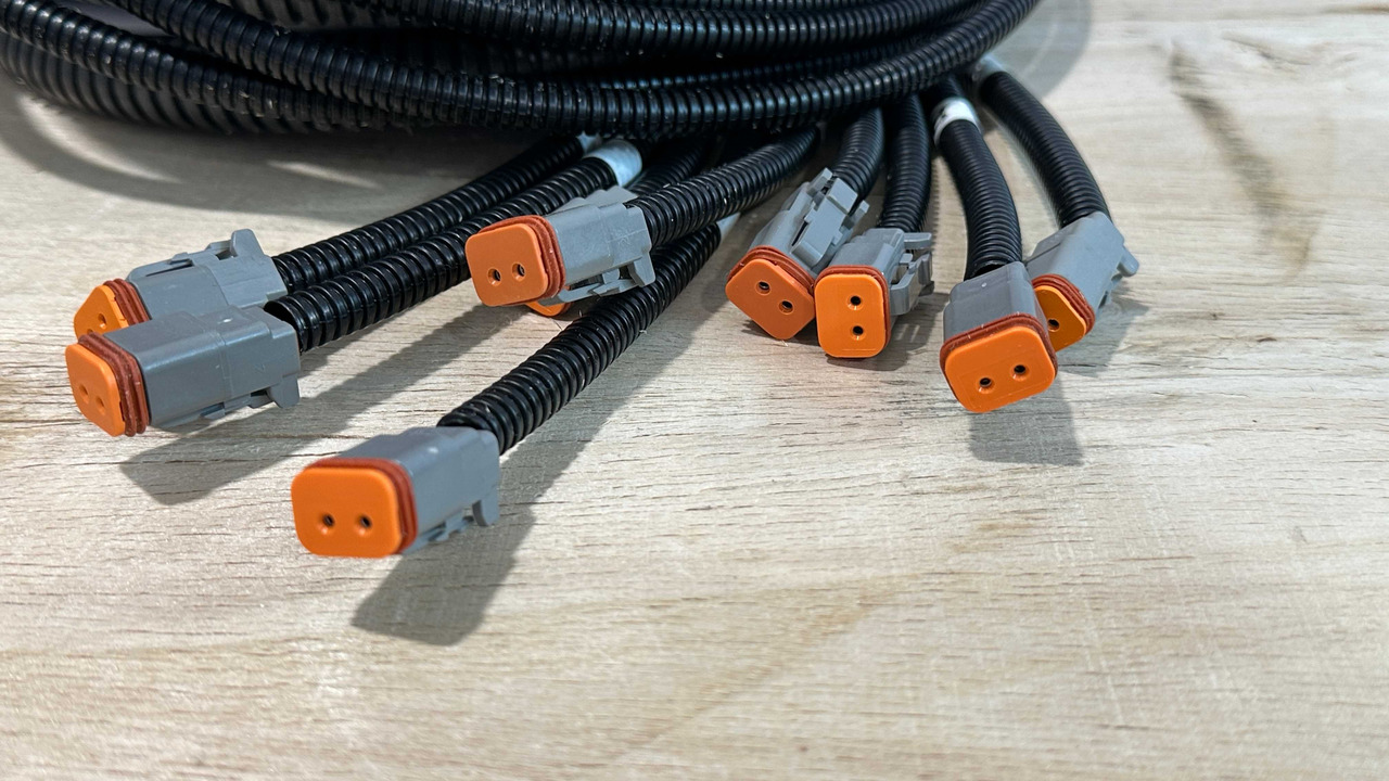 Set Scanreco RC400 with Walvoil DPX100 Liebherr, PM Group, Effer, Hiab - Remolque forestal: foto 4 Set Scanreco RC400 with Walvoil DPX100 Liebherr, PM Group, Effer, Hiab - Remolque forestal: foto 4