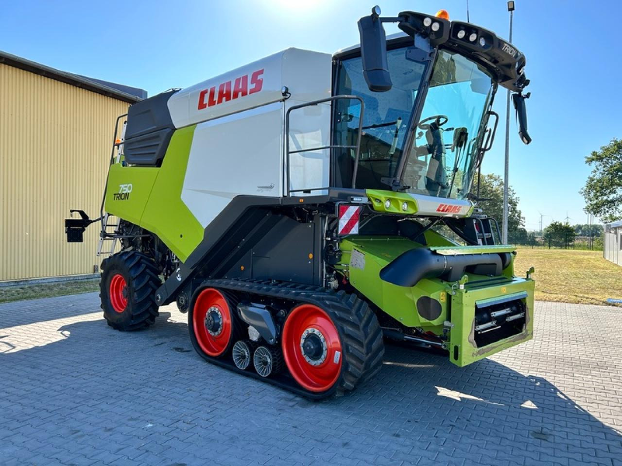 CLAAS TRION 750 TT APS HYBRID - Cosechadora de granos: foto 4 CLAAS TRION 750 TT APS HYBRID - Cosechadora de granos: foto 4