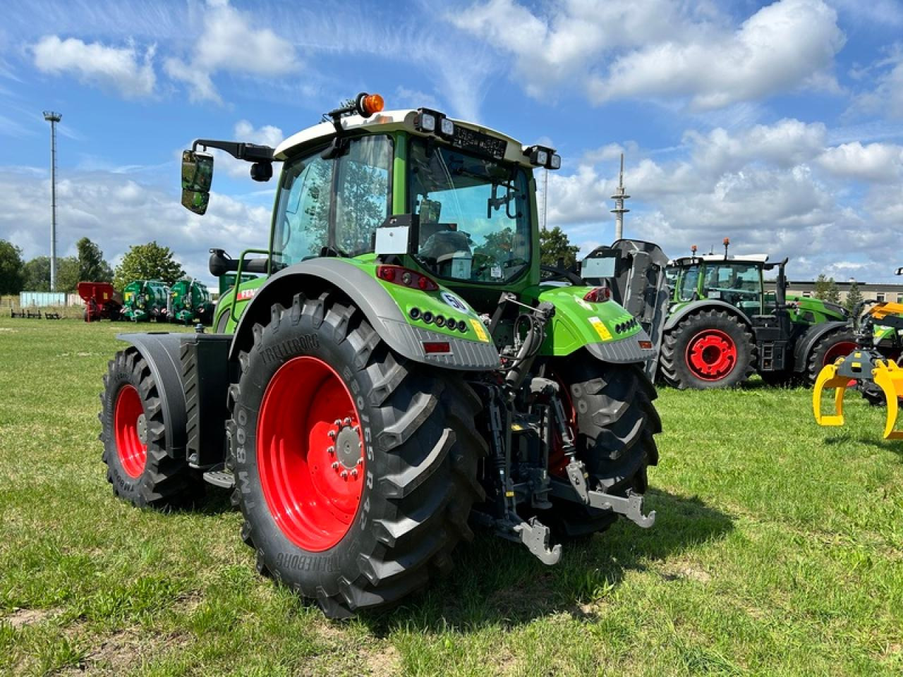 Fendt VARIO 724 GEN 6 PROFI+ SETTING 2 - Tractor: foto 3 Fendt VARIO 724 GEN 6 PROFI+ SETTING 2 - Tractor: foto 3