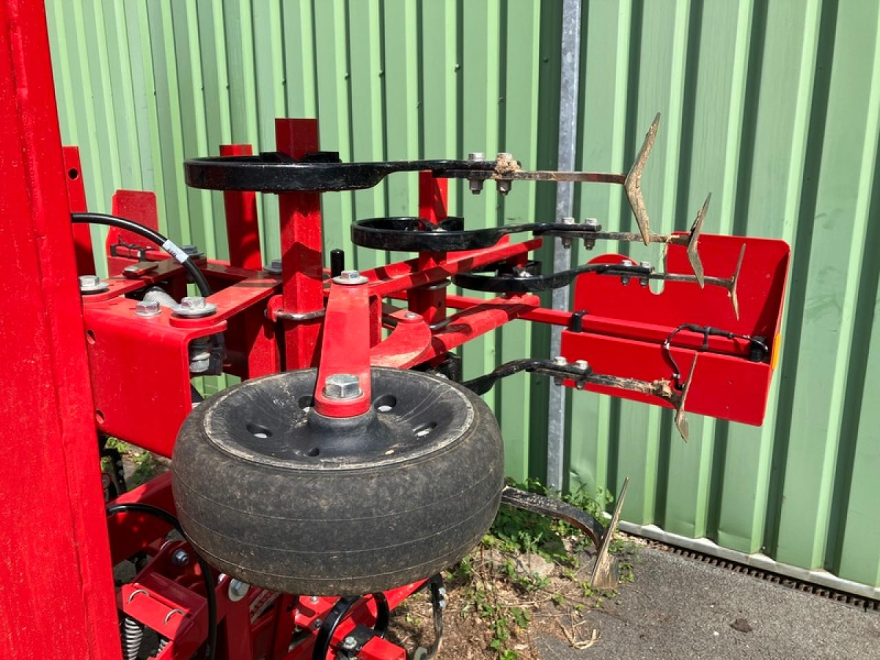 HORSCH TRANSFORMER 6 VF - Equipo para trabajo del suelo: foto 5 HORSCH TRANSFORMER 6 VF - Equipo para trabajo del suelo: foto 5