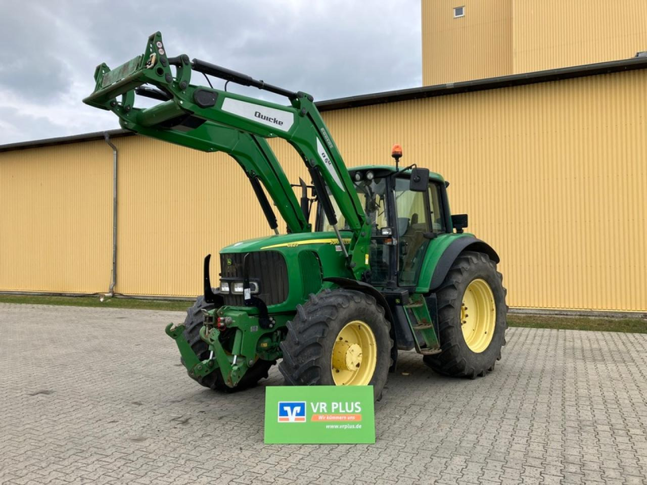 John Deere 6920 INKL QUICKE Q6M BJ 2022 - Tractor: foto 1 John Deere 6920 INKL QUICKE Q6M BJ 2022 - Tractor: foto 1