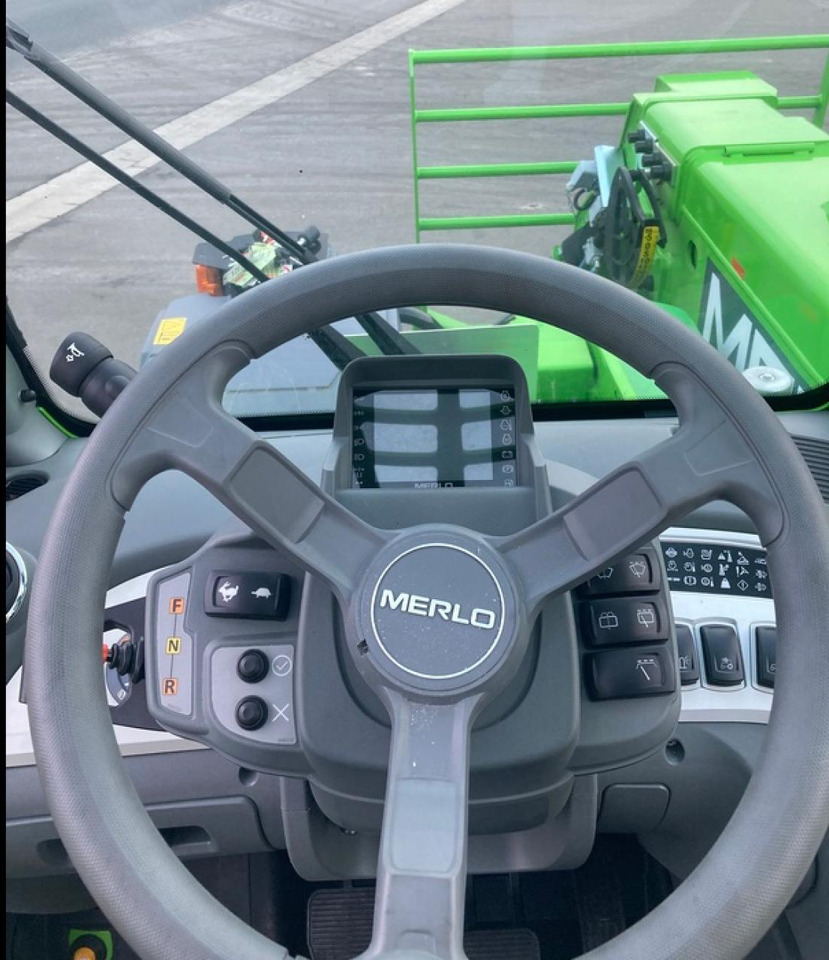 Merlo MF 34.9 CS140 MULTIFARMER - Manipulador telescópico: foto 4 Merlo MF 34.9 CS140 MULTIFARMER - Manipulador telescópico: foto 4