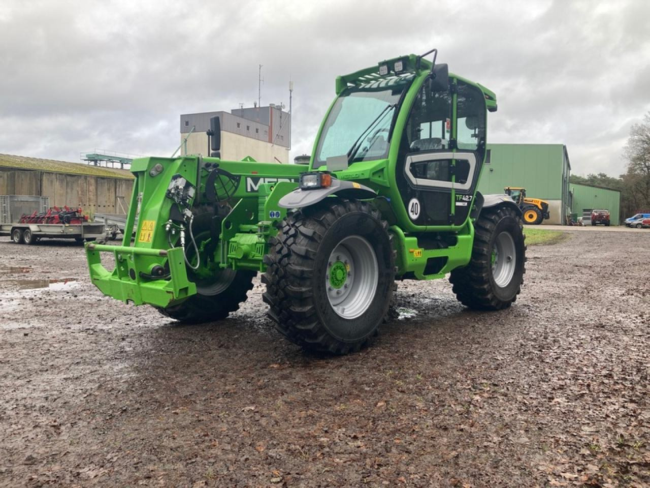 Merlo TF 42.7-145 - Manipulador telescópico: foto 2 Merlo TF 42.7-145 - Manipulador telescópico: foto 2